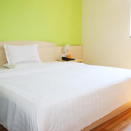 7Days Inn Foshan Shunde Ronggui Xiao Huangpu Exterior photo