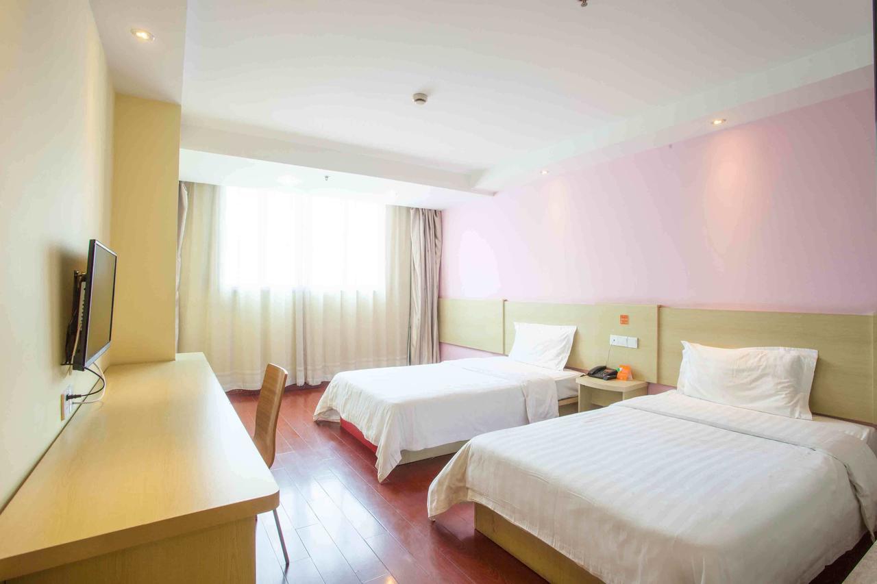 7Days Inn Foshan Shunde Ronggui Xiao Huangpu Room photo